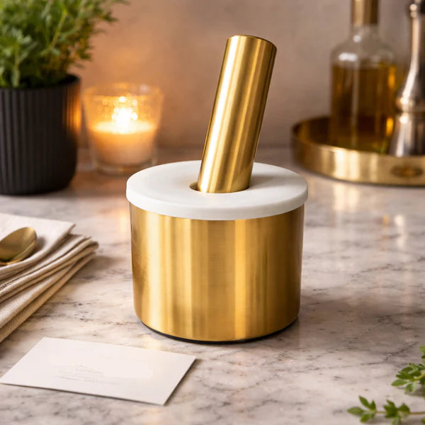 Premium Stainless Steel Garlic Crusher & Herb Grinder – Non-Slip Kitchen Tool