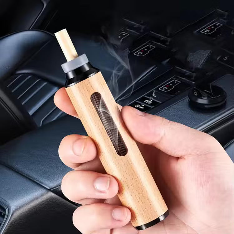 Portable Wooden Car Ashtray & Cigarette Holder: Ash-Proof, Pocket Size